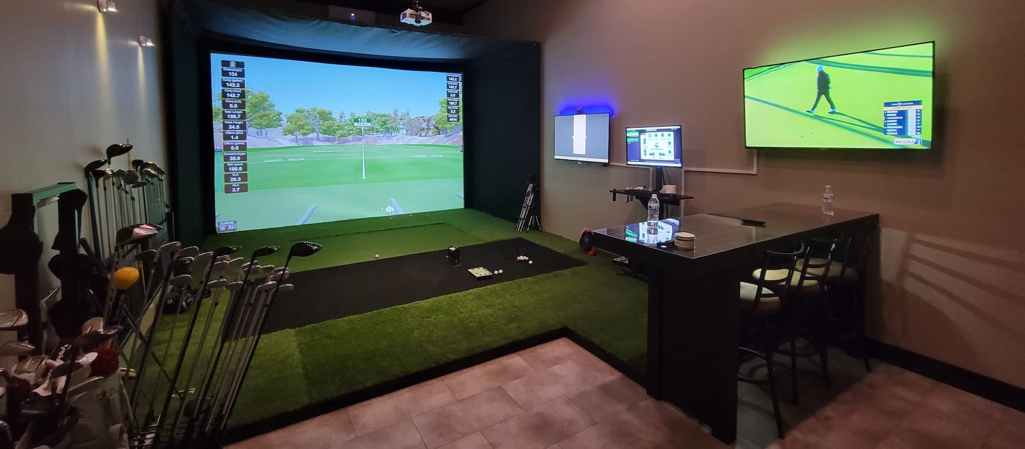 Rain or shine, come practice your swing at the Clubhouse's state-of-the-art golf simulator with stunning reproductions of the world's best courses. Brush up on your putting skills on the new 1,750 sq. ft., 9-hole precision putting green.