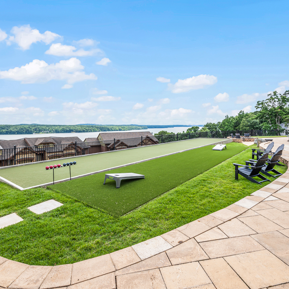 Bocce, Cornhole, and a 9-Hole Precision Putting Green Await at The Preserve at Pickwick Lake