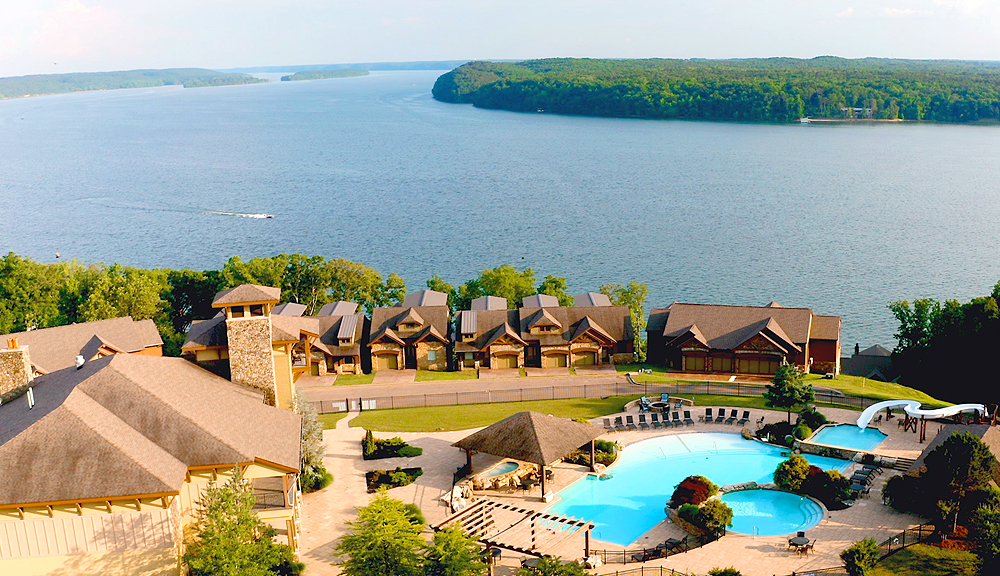 The Preserve at Pickwick Lake Exquisite Clubhouse and Multi-tiered Pools Overlooking Lake Pickwick at over 700' Elevation