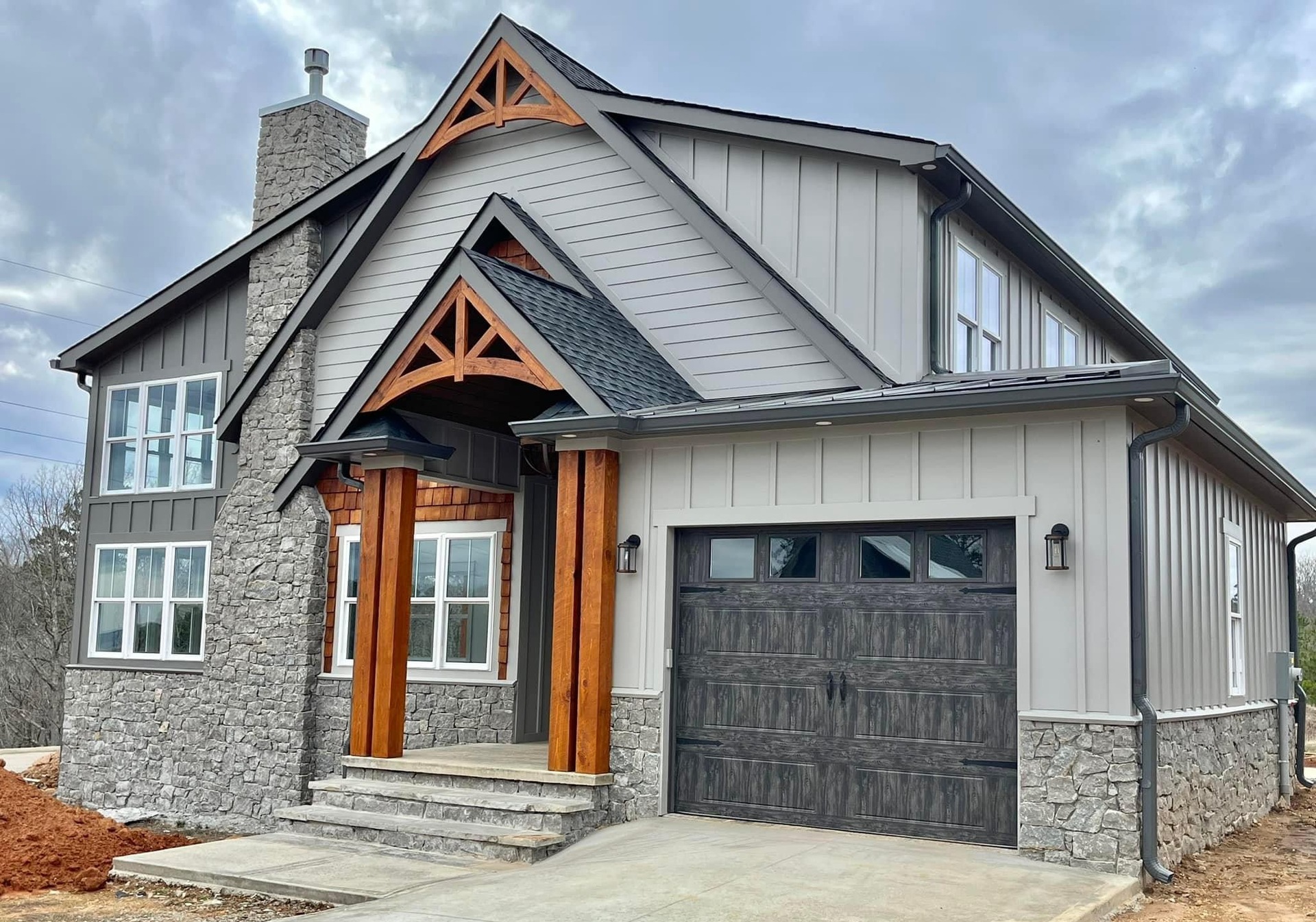 Hunt Contracting-Design Home Exterior