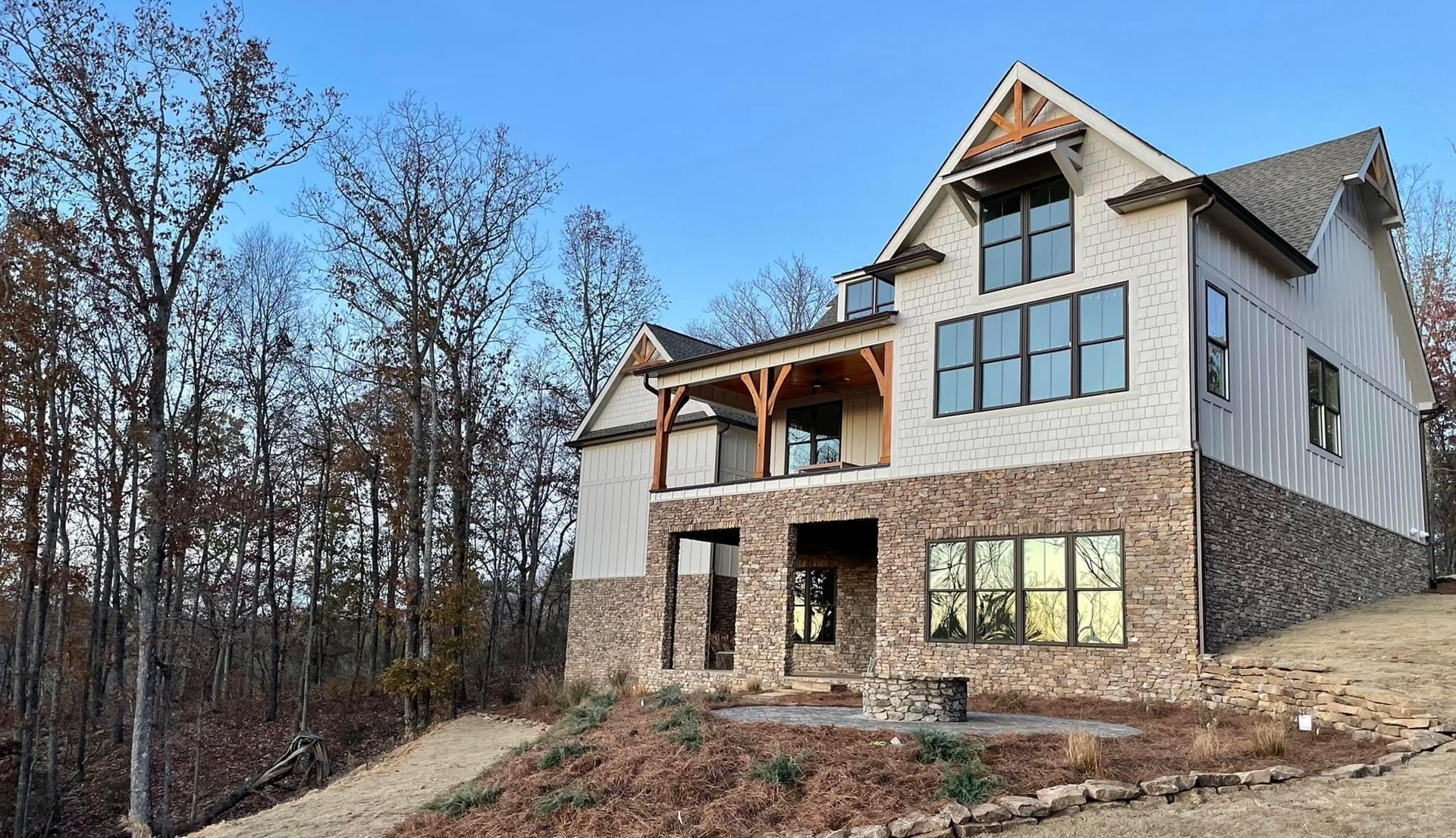 Hunt Contracting-Design Home Exterior