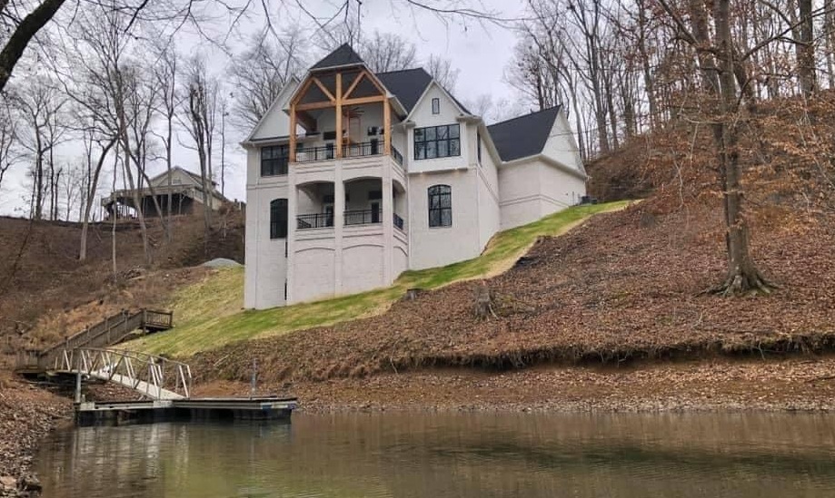 Hunt Contracting-Design Custom Home Exterior with Dock in The Preserve at Pickwick Lake