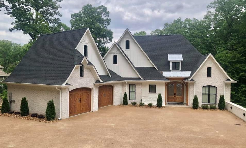 Hunt Contracting-Design Custom Home Exterior