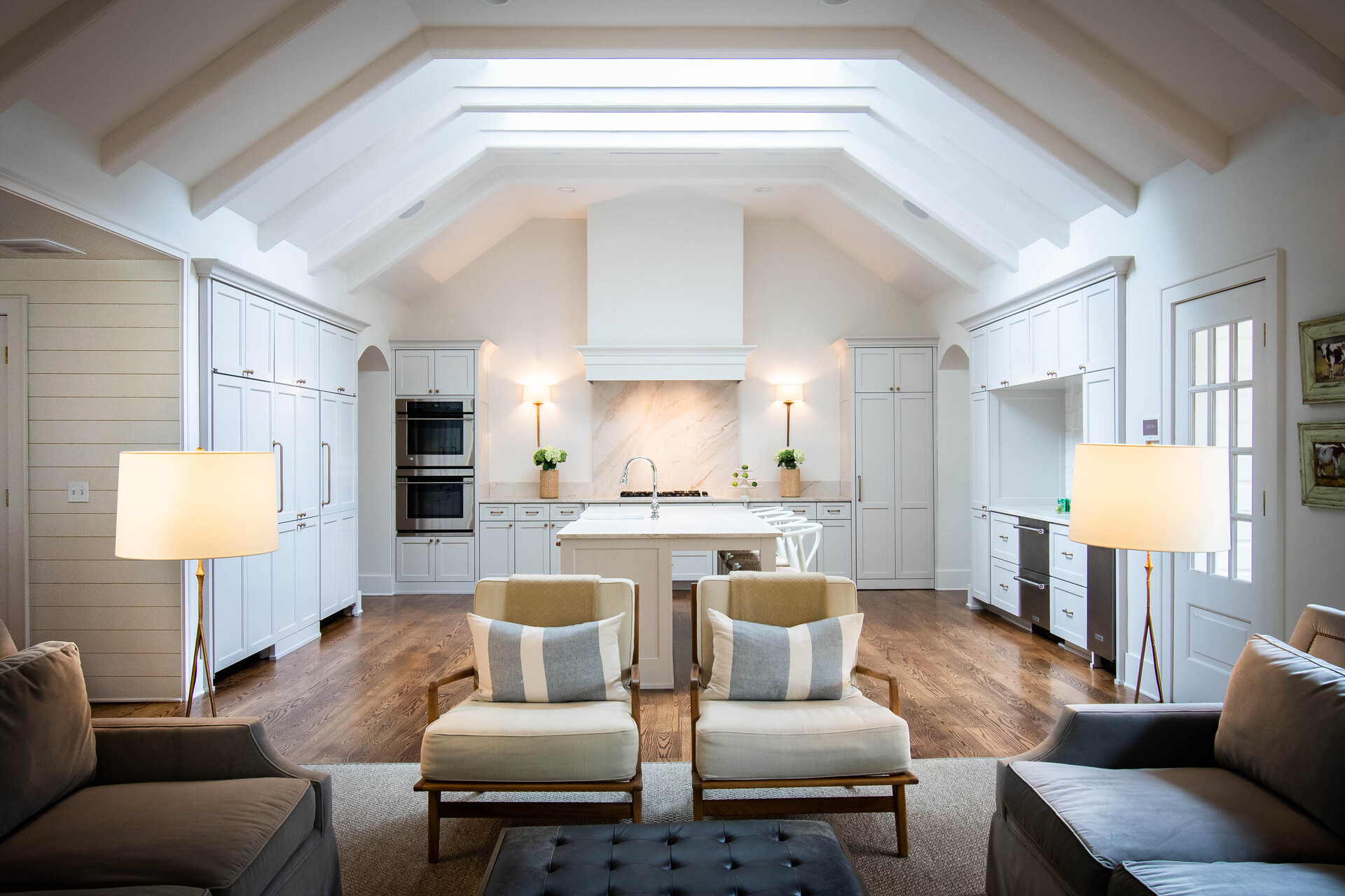 Breathtaking Angles Make This RKA Construction Custom Kitchen Spectacular